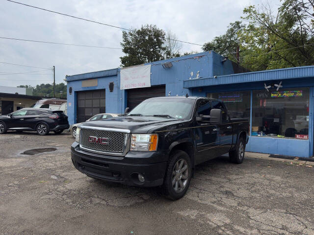 gmc sierra 1500 denali 2010 3GTRKXE29AG196456 image gmc sierra 1500 denali 2010 3GTRKXE29AG196456 image